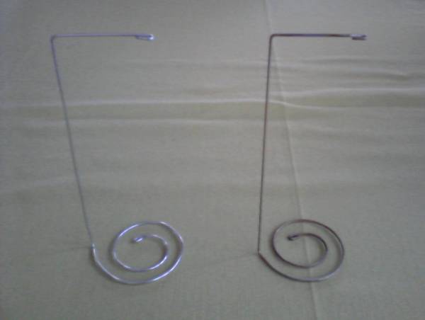 Left new DIY lifter, right original lifter